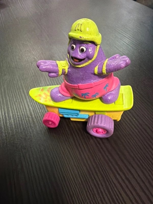 McDonald's Grimace Skateboard Happy Meal Speeltje 1992, Ophalen of Verzenden, Gebruikt, Jongen of Meisje