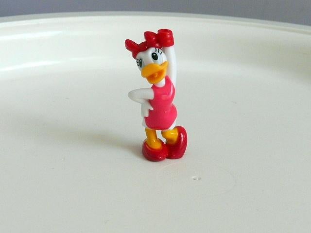 Katrien Duck # 4 cm, Verzamelen, Disney, Ophalen of Verzenden, Mickey Mouse, Zo goed als nieuw, Beeldje of Figuurtje