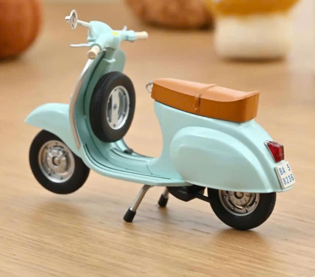 Vespa 50 N 1969 Licht Blauw schaal 1:18 NOREV REF. 182081, Verzenden, Nieuw, Motor, Norev