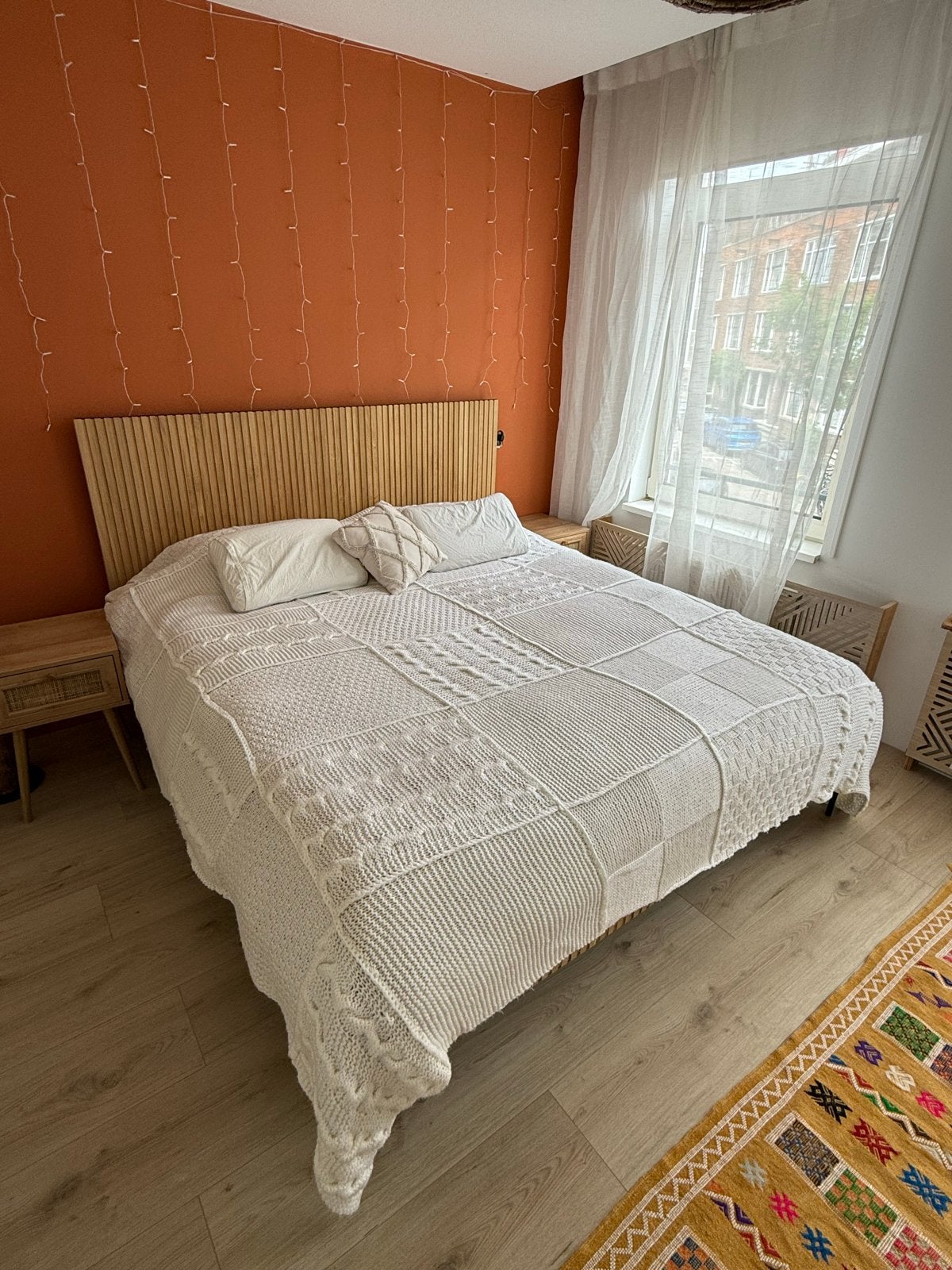 Geweven bedsprei - Handgemaakt en uniek, Huis en Inrichting, Slaapkamer | Beddengoed, Ophalen, Wit, Tweepersoons, Deken of Dekbed
