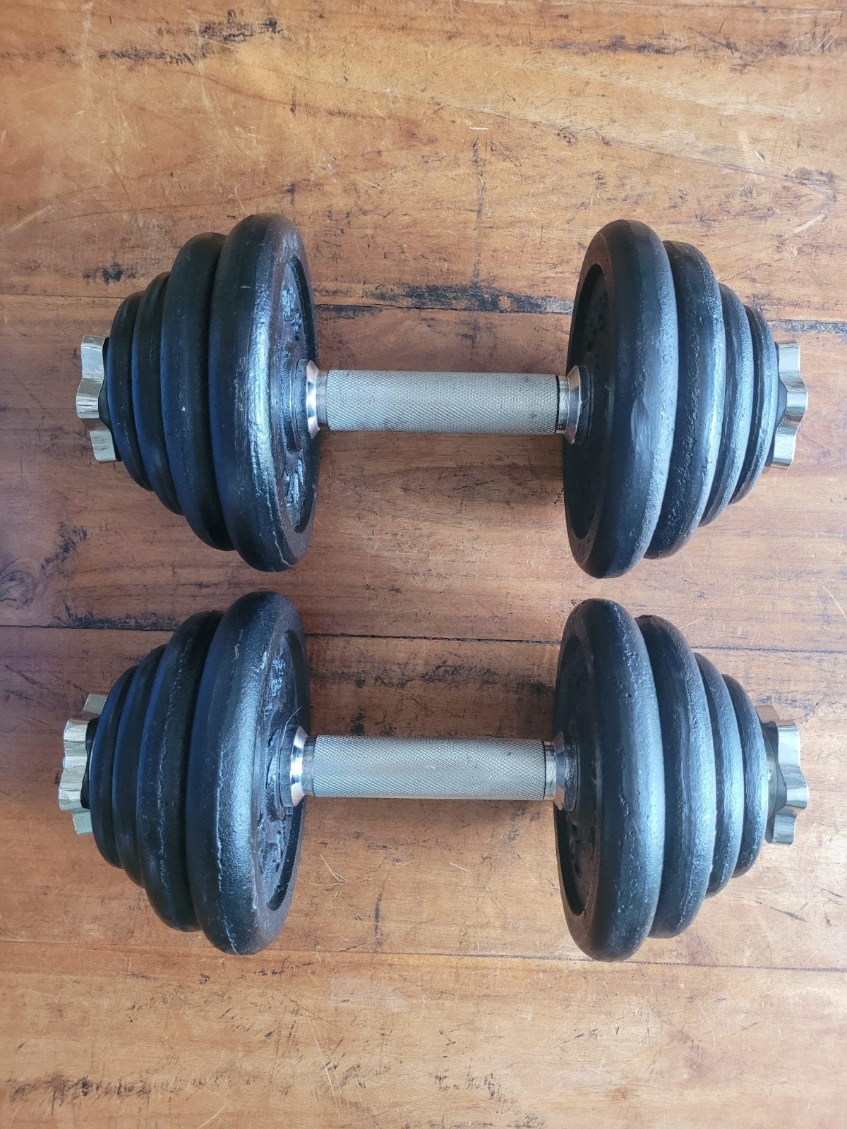 Dumbbells 2 x 15 kg gietijzer 30 mm, Sport en Fitness, Fitnessmaterialen, Ophalen, Dumbbell