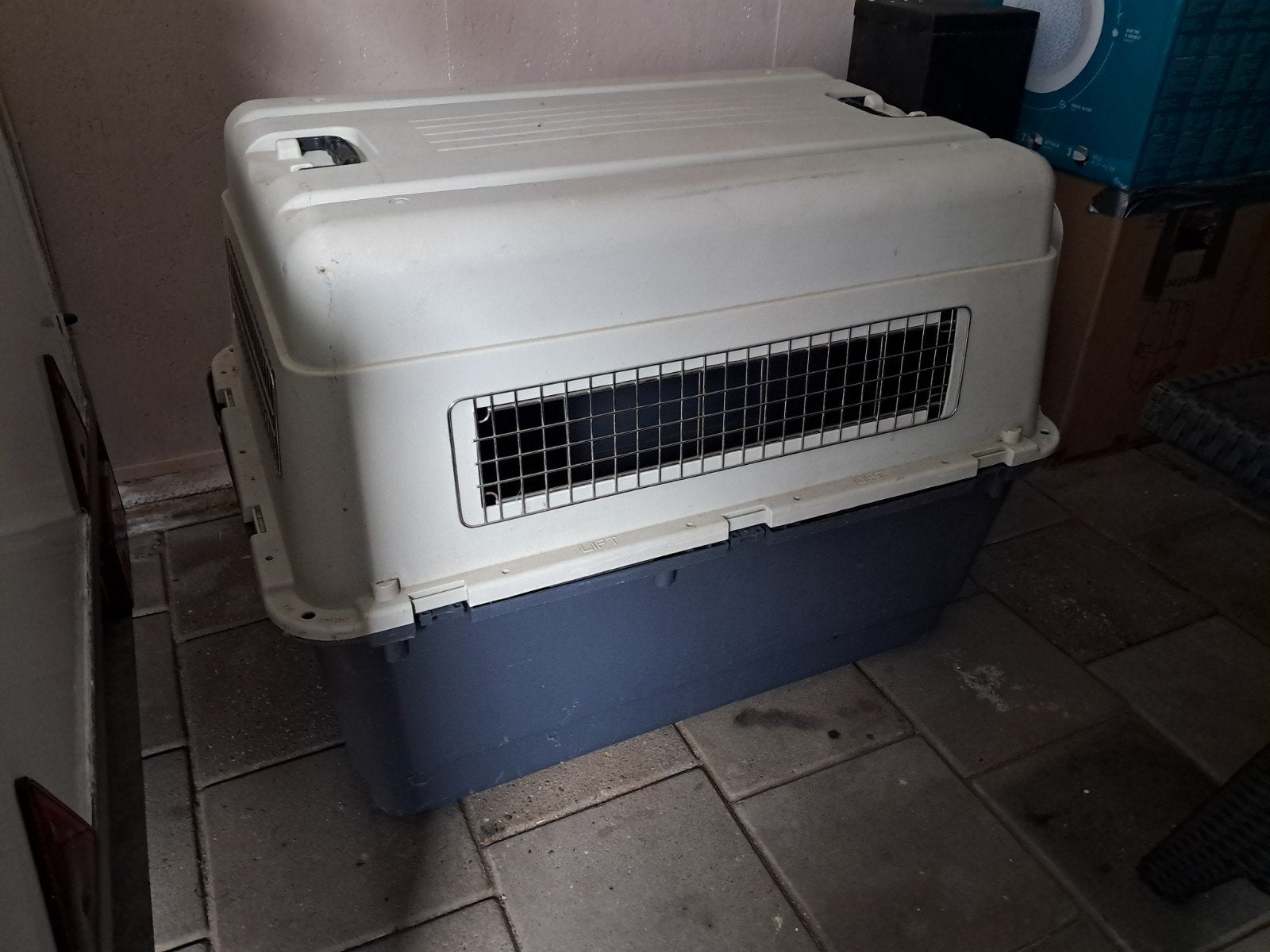 xl vari kennel bench transportkooi hond, Dieren en Toebehoren, Ophalen, Zo goed als nieuw