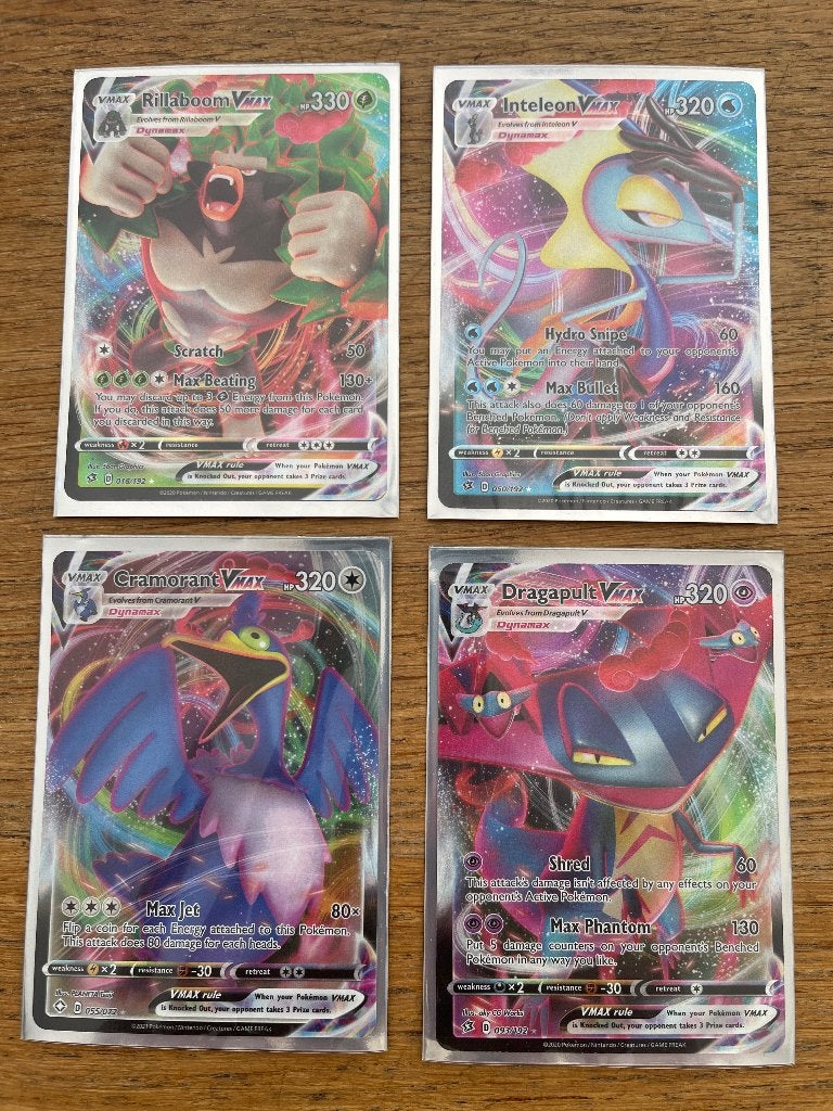 Pokemon VMAX kaarten Rebel Clash, Ophalen of Verzenden, Zo goed als nieuw, Meerdere kaarten, Foil