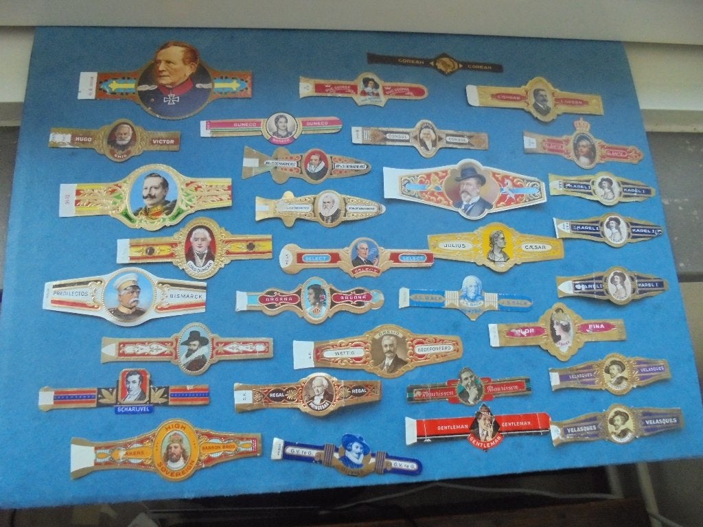 32 oude sigarenbanden met portretten (a), Ophalen of Verzenden, Zo goed als nieuw, Sigarenbandjes