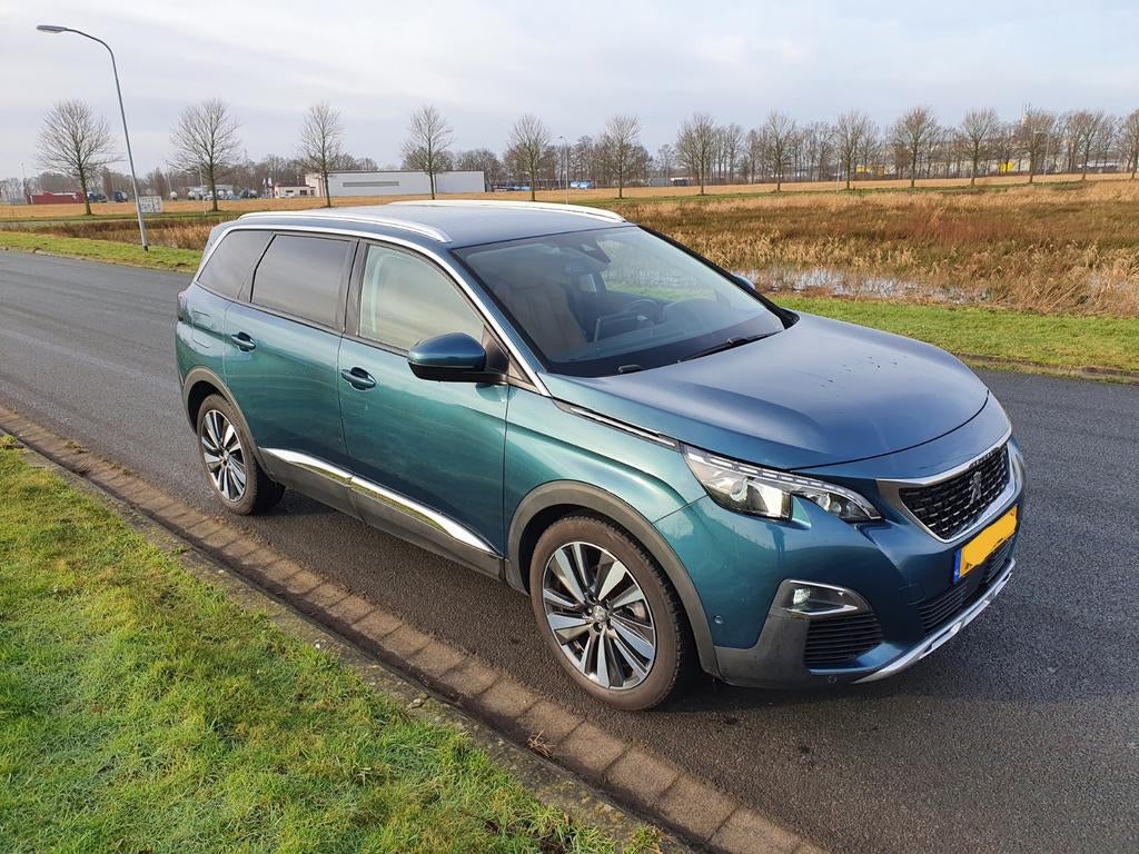 Peugeot 5008 1.6 Puretech 180pk S&S Eat8 2019 Groen, Auto's, Peugeot, 4 cilinders, 181 pk, 7 stoelen, 75 €/maand