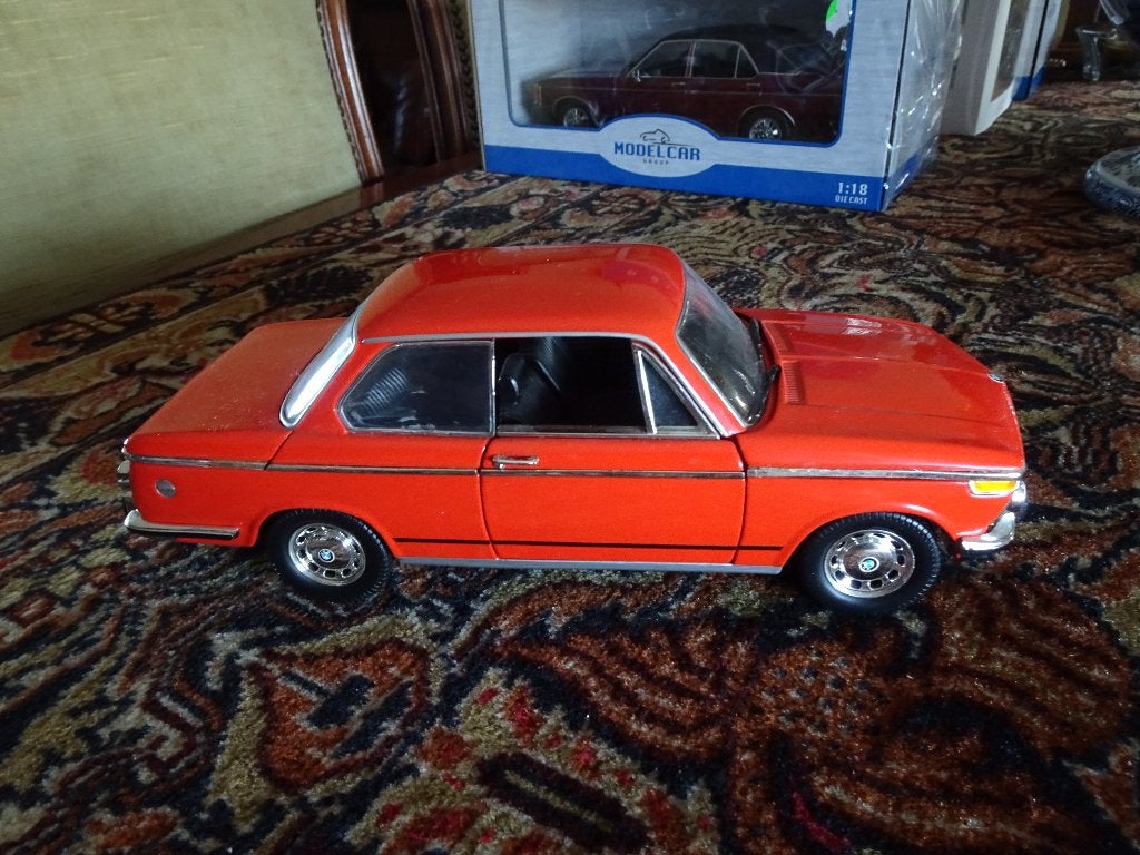 MOOIE BMW 2002 TII  ANSON 1;18  GEEN  DOOS OUD MODEL, Ophalen of Verzenden, Zo goed als nieuw, Auto, Anson