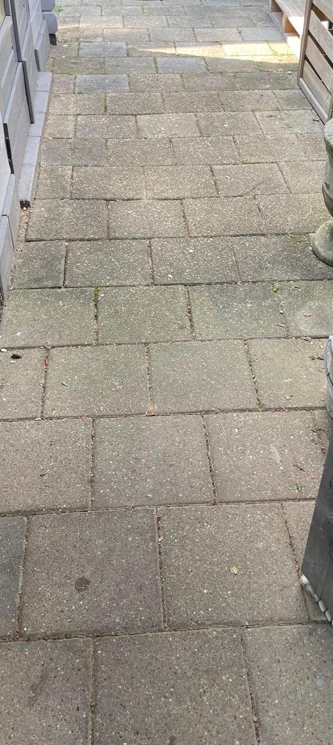 Gratis stoeptegels (ca. 14 m2) voor terras of looppad, Ophalen, Gebruikt, 10 m² of meer, Beton