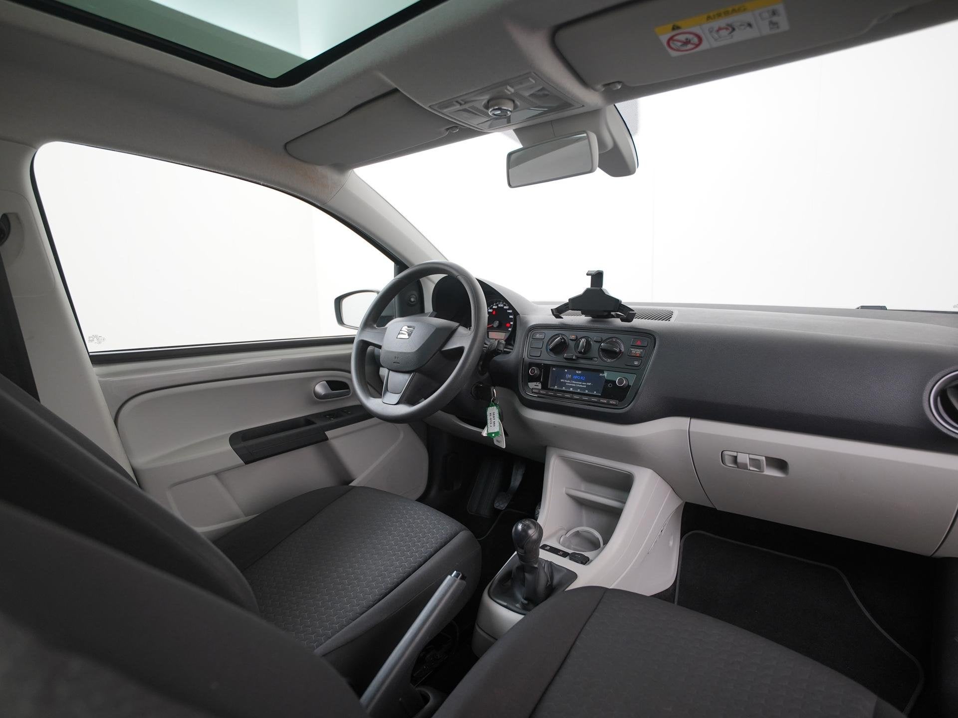 SEAT Mii 1.0 Style Intense | Schuifdak | Parkeersensor | 12, Auto's, Voorwielaandrijving, 12 maanden, Stof, Gebruikt