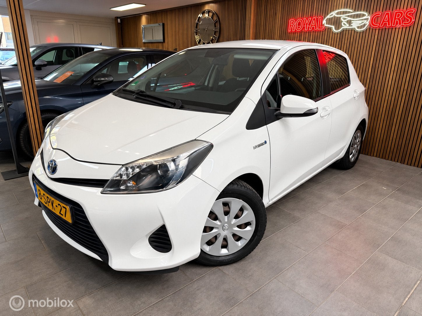 Toyota Yaris 1.5 Full Hybrid Aspiration| Dealer onderhouden!, Euro 5, Gebruikt, 4 cilinders, Origineel Nederlands