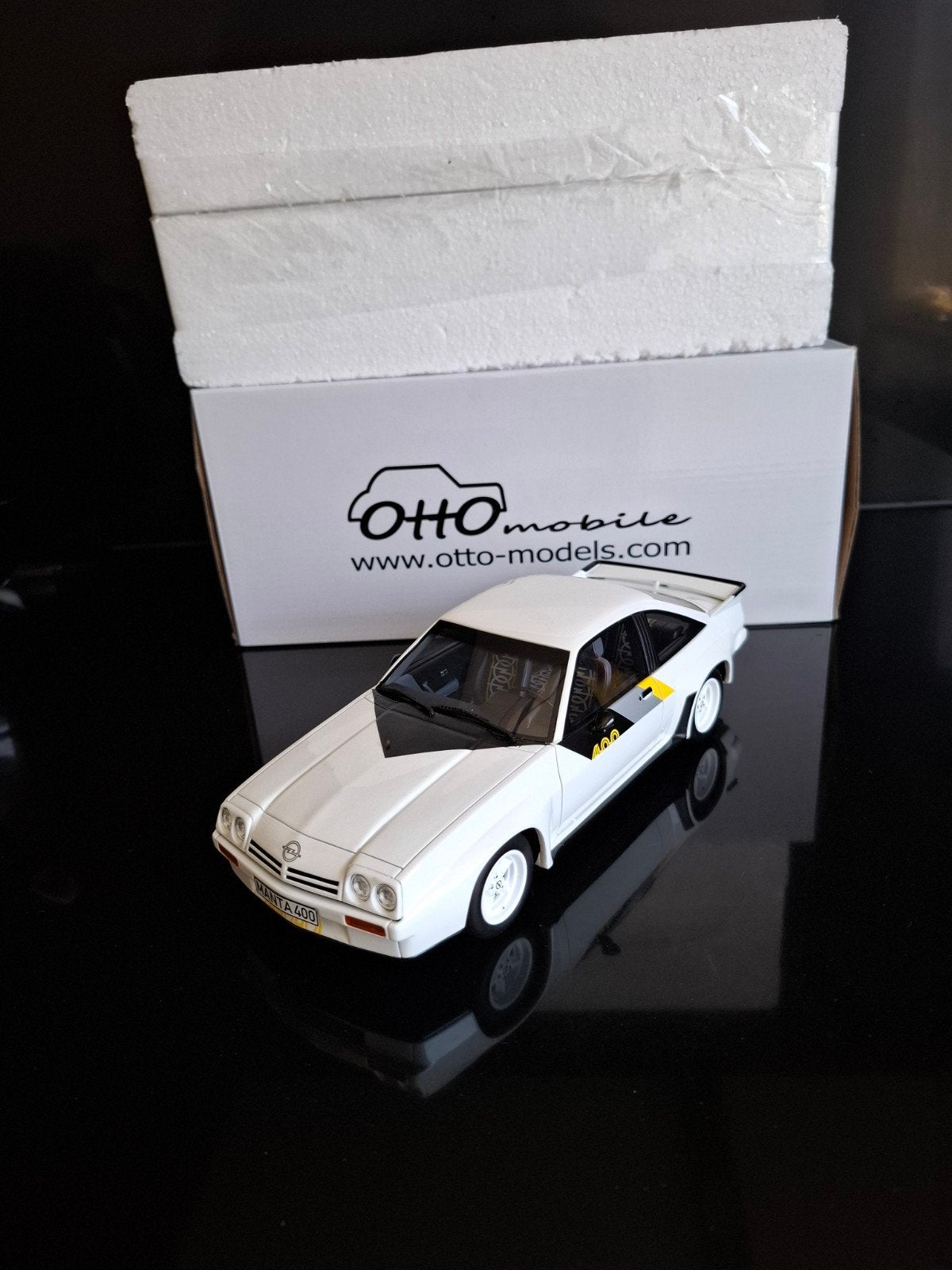 Ottomobile 1:18 Opel Manta 400 - Limited Edition 87/2000, Hobby en Vrije tijd, Modelauto's | 1:18, Ophalen of Verzenden, Zo goed als nieuw