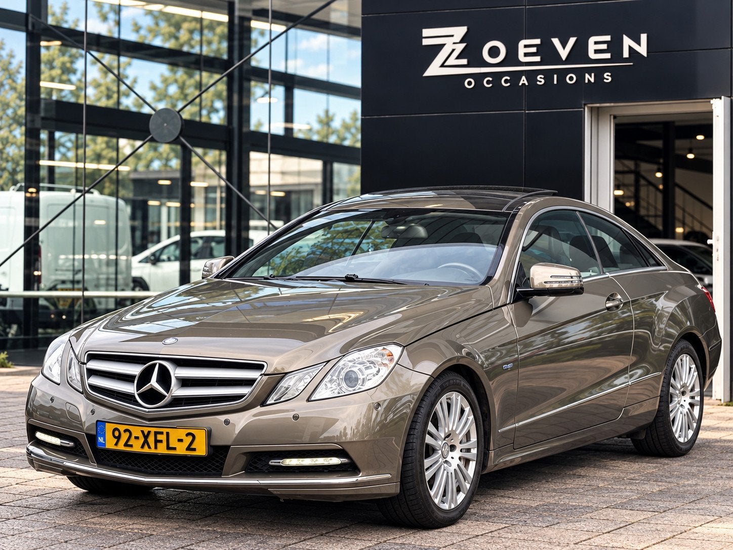 Mercedes-Benz E-klasse Coupé 220 CDI Avantgarde, Auto's, Automaat, Euro 5, Achterwielaandrijving, Zwart