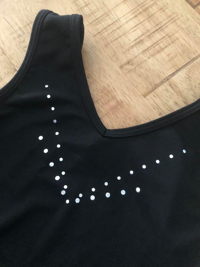 Turnpak Domyos maat 8 jaar - Zwart met glitters, Sport en Fitness, Turnen, Gebruikt, Zwart, Turnpak(je), Kindermaat 122 t/m 140