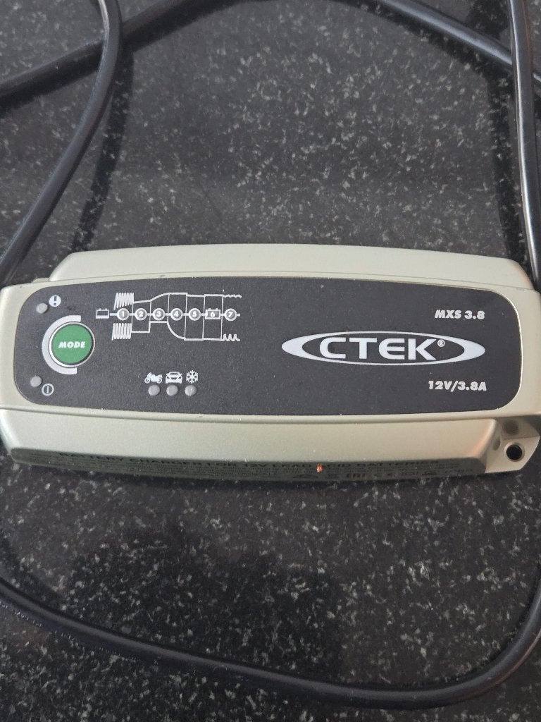 CTEK 12V 3.8 Acculader – Motor, Motoren, Ophalen of Verzenden, Zo goed als nieuw