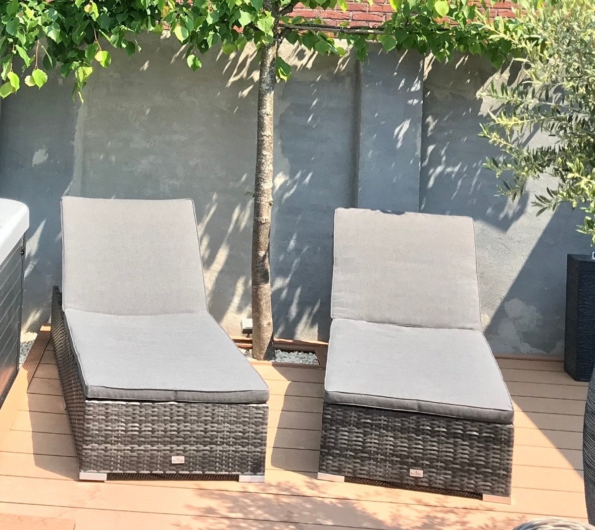 2x Ligbedden met Kussens, Tuin en Terras, Ophalen, Zo goed als nieuw, Wicker, Verstelbaar