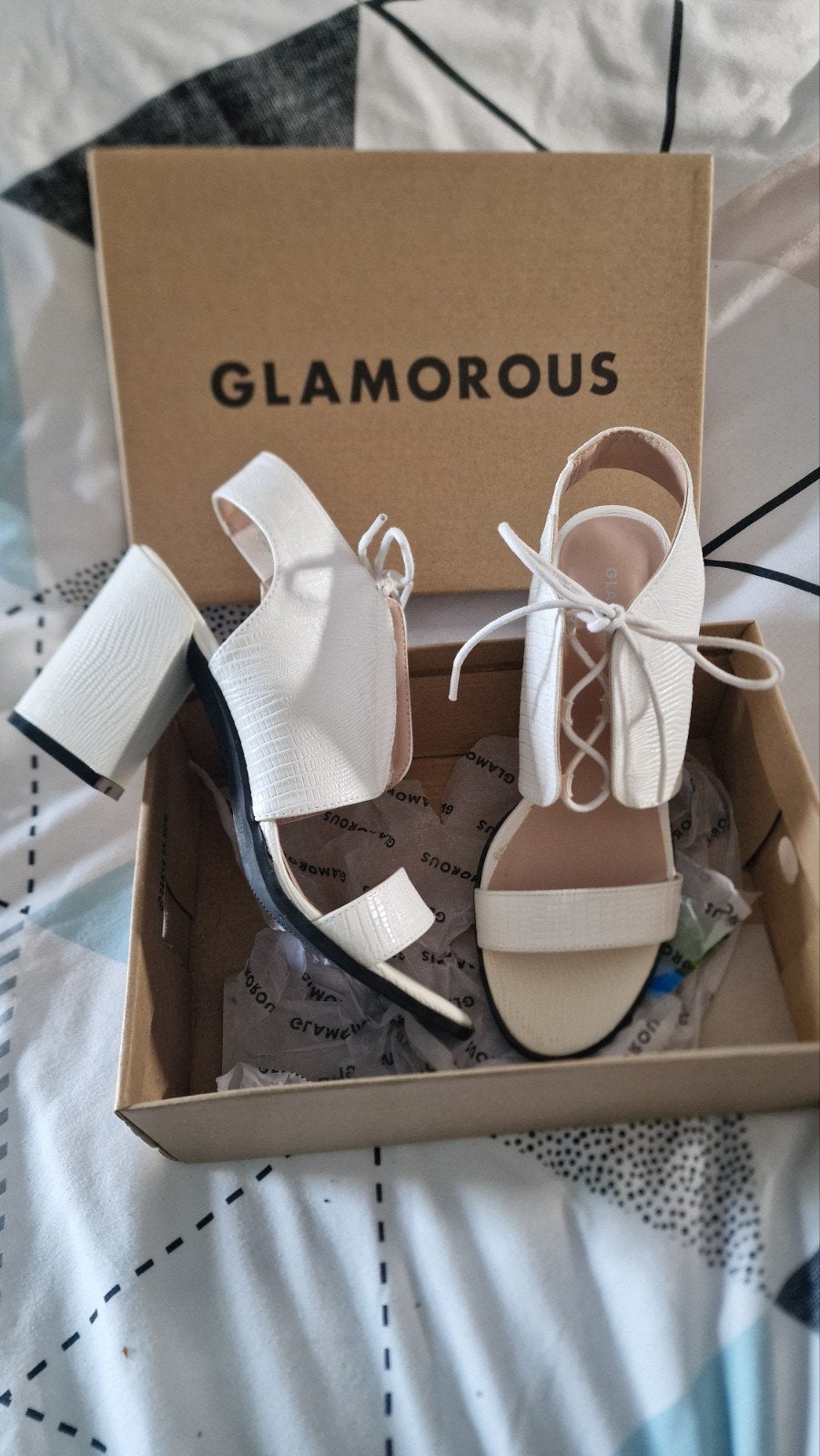 Nette Schoenen - Maat 38, Wit, Zo goed als nieuw, Glamorous, Sandalen of Muiltjes
