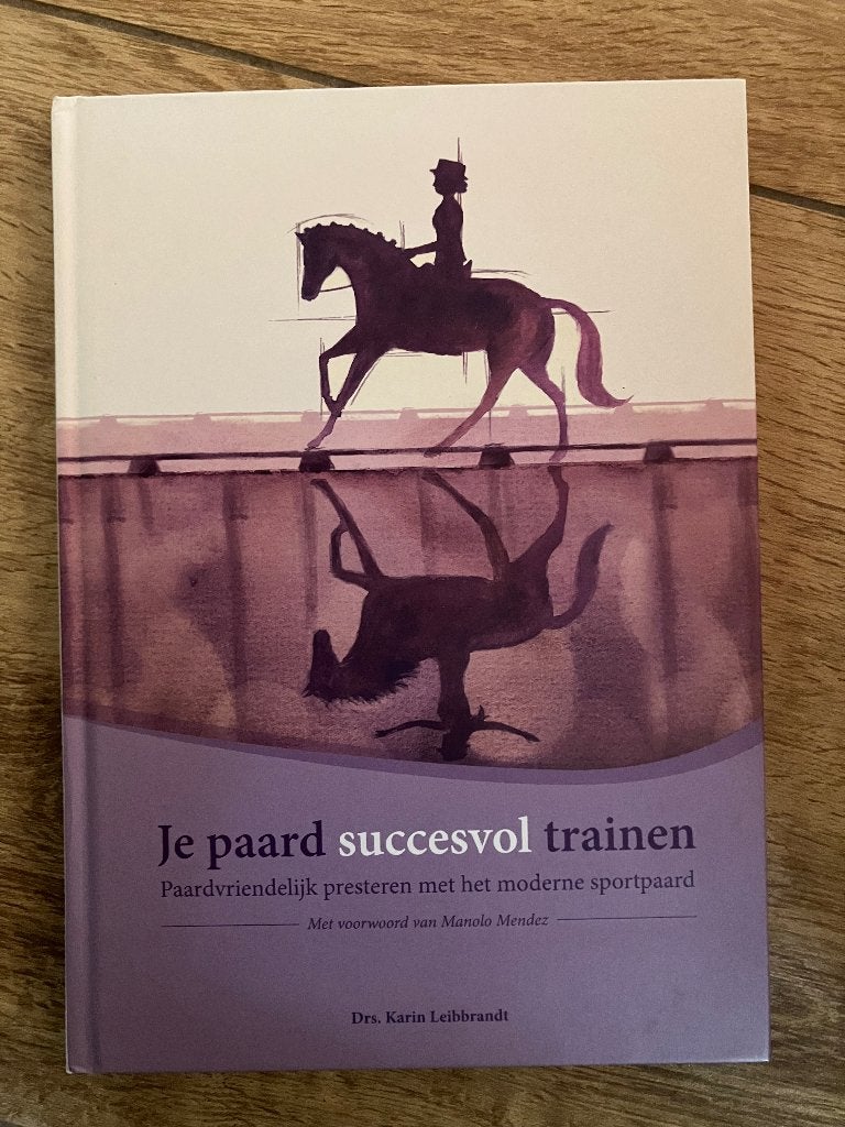 Boekenen DVD's  paard, Boeken, Ophalen of Verzenden, Zo goed als nieuw, Paarden of Pony's