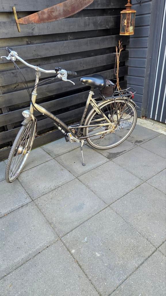 Zeer nette dames fiets, Fietsen en Brommers, Overige merken, Versnellingen, Ophalen of Verzenden, Zo goed als nieuw