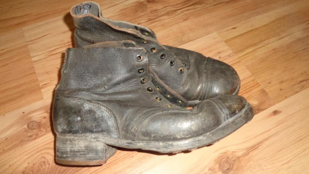 Manschap schoenen NL leger kort na oorlog Indie met beslag, Verzenden, Landmacht, Nederland, Overige typen