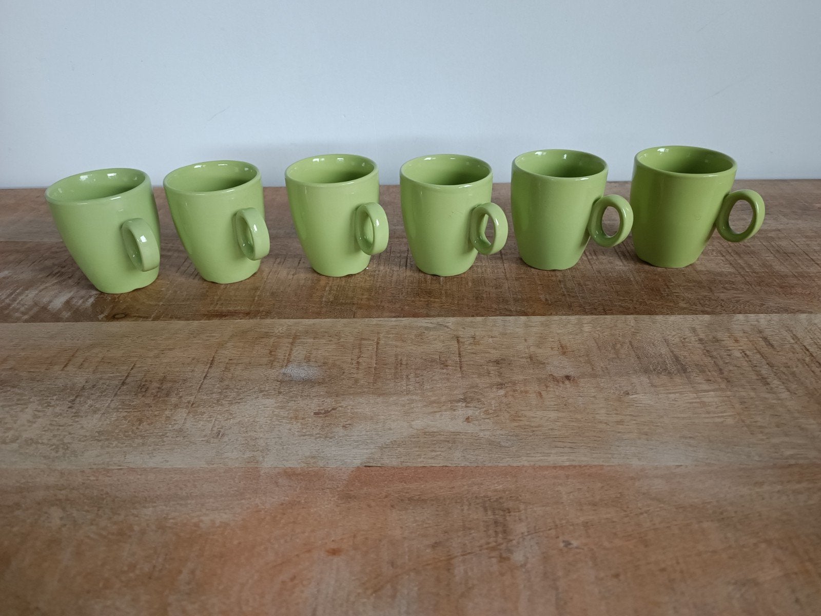 6 Retro mintgroene koffiekopjes in jaren 70 Stijl, Ophalen of Verzenden, Huis en Inrichting