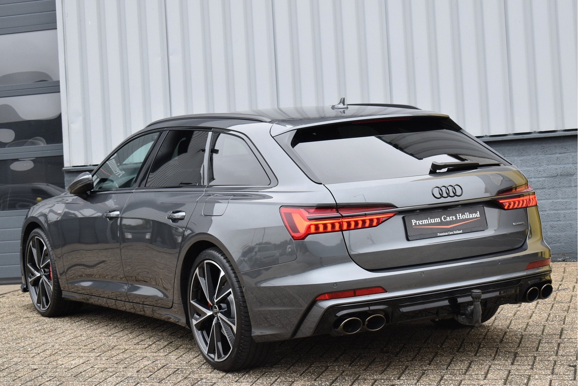 Audi A6 Avant 55 TFSI e Quattro S-Line Competition Soft-Clos, Auto's, Automaat, Dealer onderhouden, Verwarmde buitenspiegels, Gebruikt