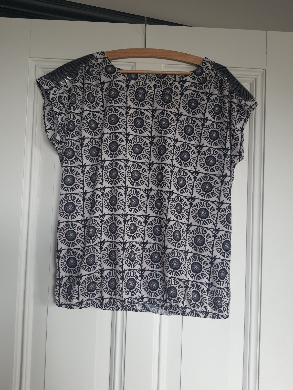 Nieuw shirt/top maat L van elvira, Kleding | Dames, Ophalen, Maat 42/44 (L), Nieuw, Korte mouw