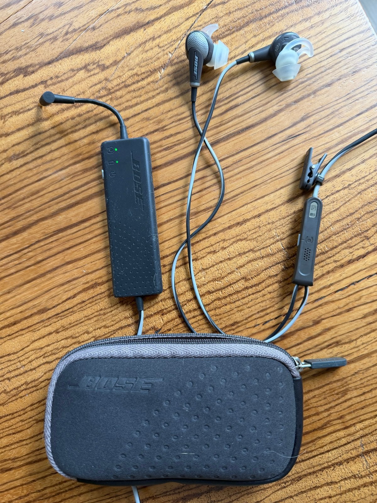 Bose QuietComfort 20 Acoustic Noise Cancelling koptelefoon, In-ear, Gebruikt, Ophalen of Verzenden, Zwart