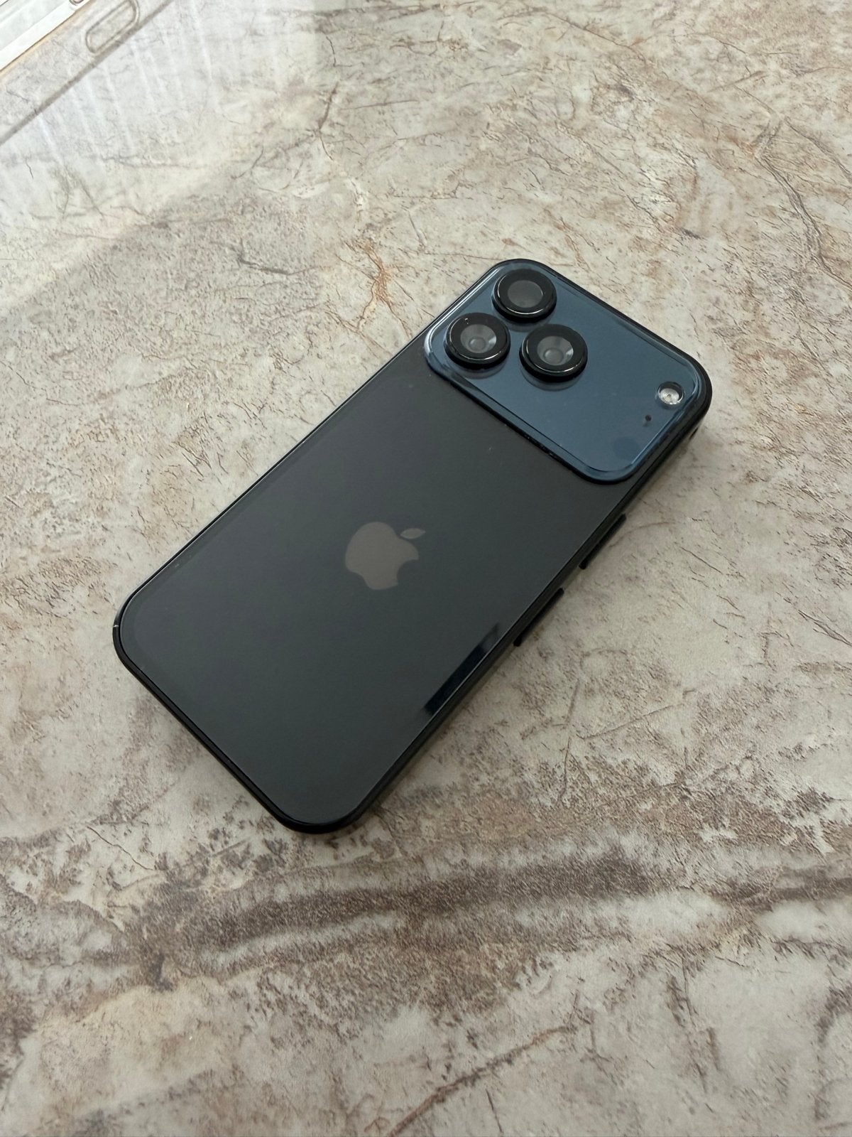 Iphone 17 Pro Max Mini - Compacte Krachtpatser, Overige modellen, Zwart, Nieuw, Zonder simlock
