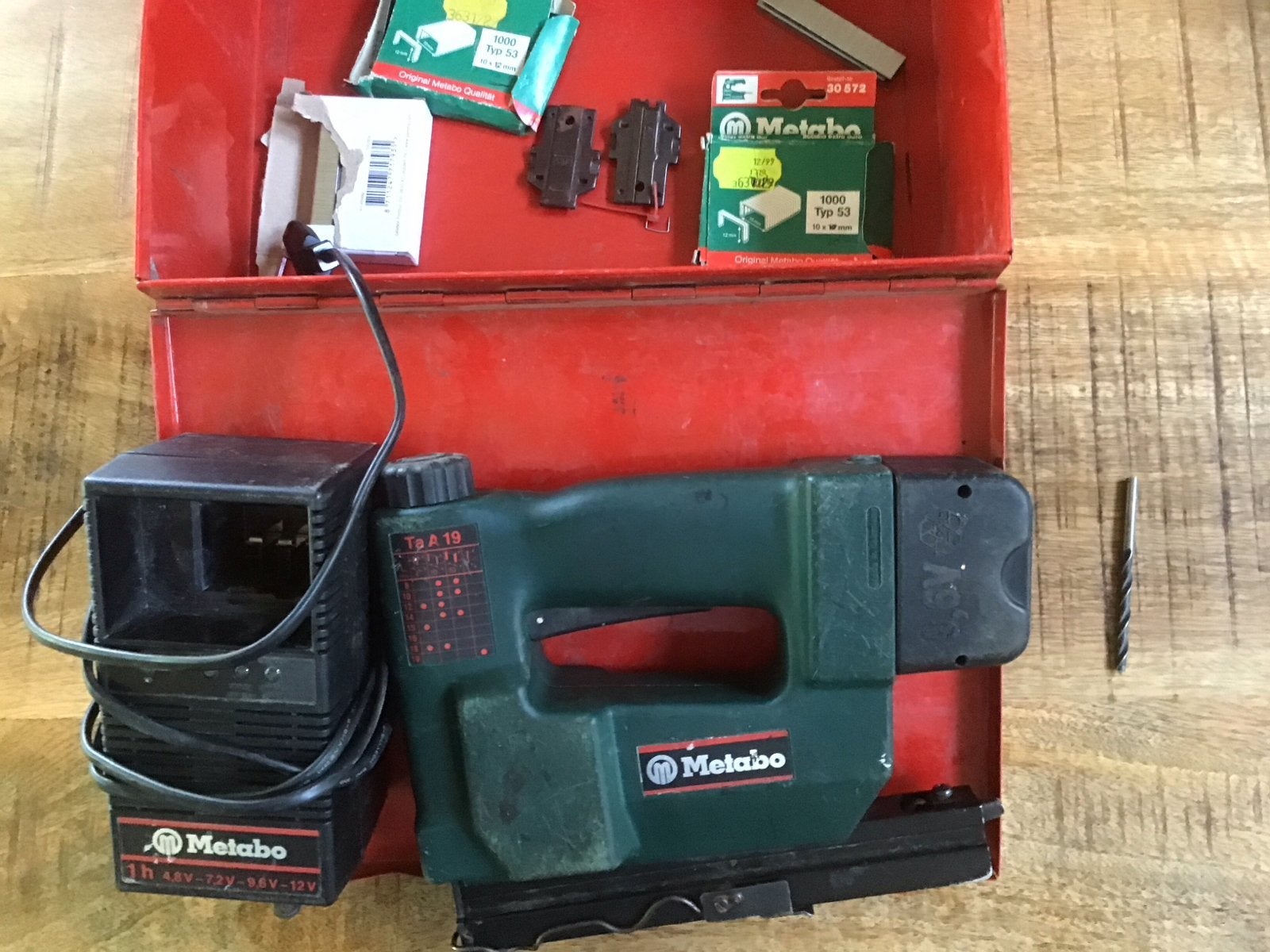 Metabo T A 19 Accu Tackermachine met Lader en Nietjes, Ophalen, Gebruikt, Overige typen