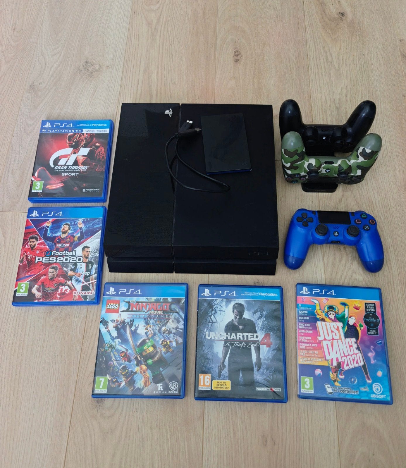 PlayStation 4 500GB + 3 controllers + Seagate PS4 1TB + 5 ga, Ophalen, Met harde schijf, Original, Met 3 controllers of meer