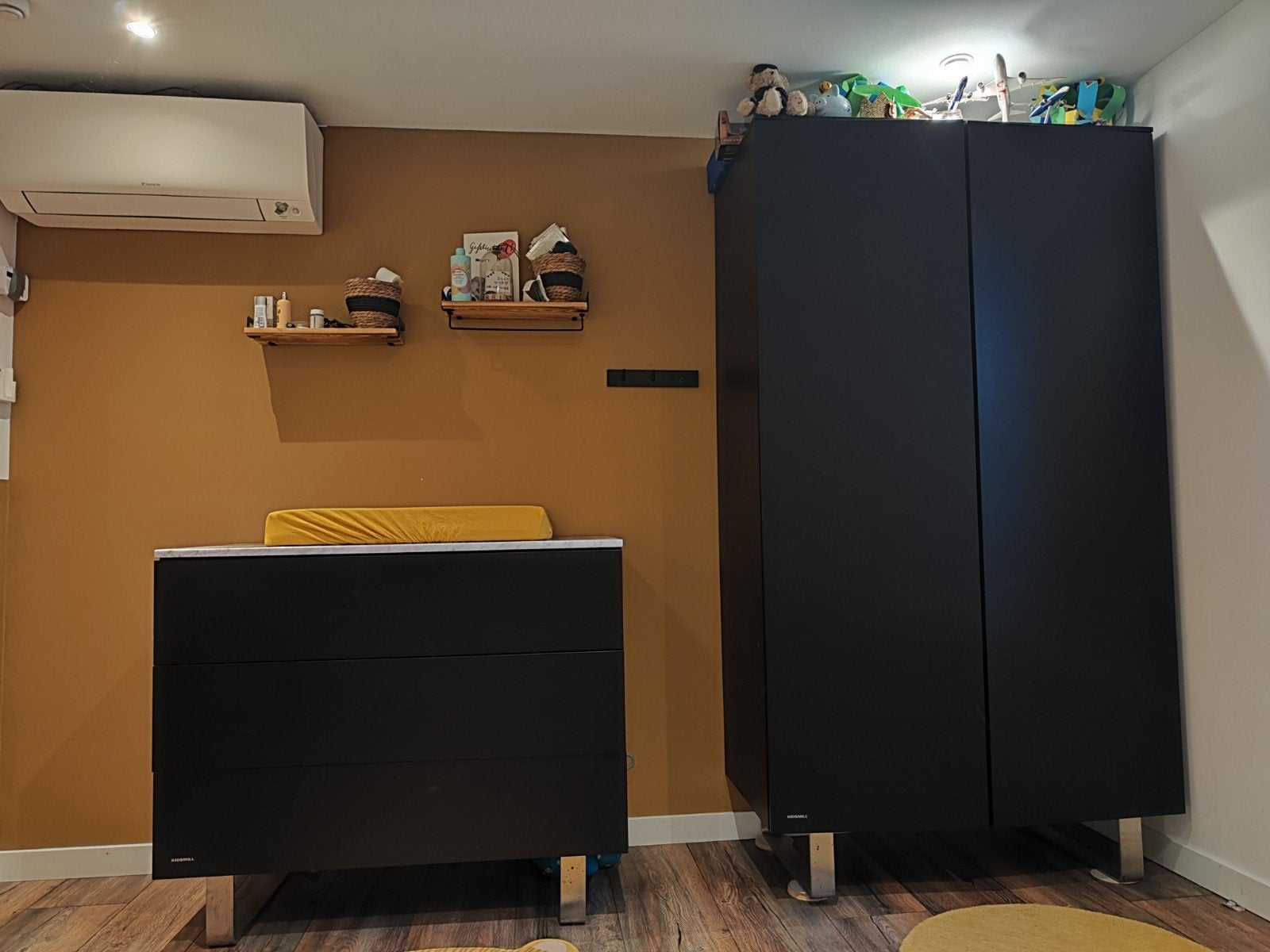 Kidsmill kinderkamer zwart, Ophalen, Gebruikt, Jongetje of Meisje