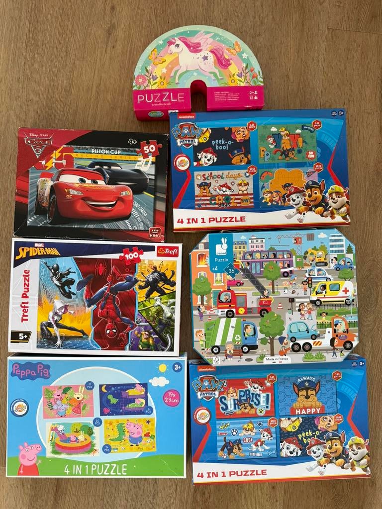 7 puzzels janod  - paw patrol - spiderman - cars - peppa pig, Ophalen of Verzenden, 10 tot 50 stukjes, Gebruikt, 2 tot 4 jaar