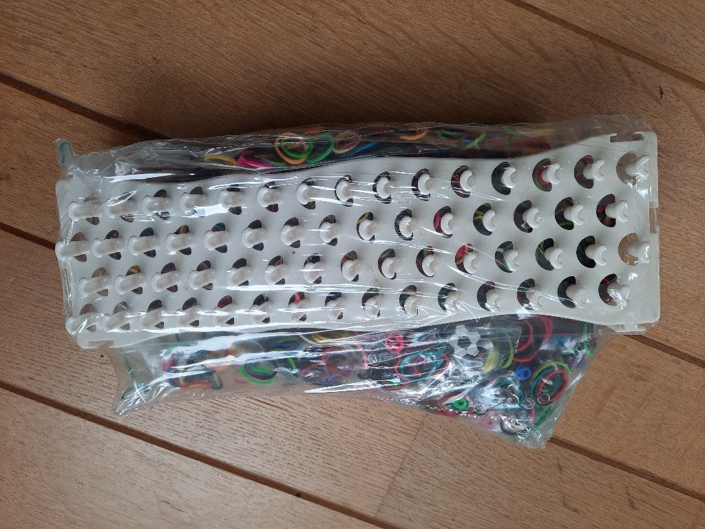 Loombandjes - elastiekarmbandset -, Ophalen of Verzenden, Zo goed als nieuw