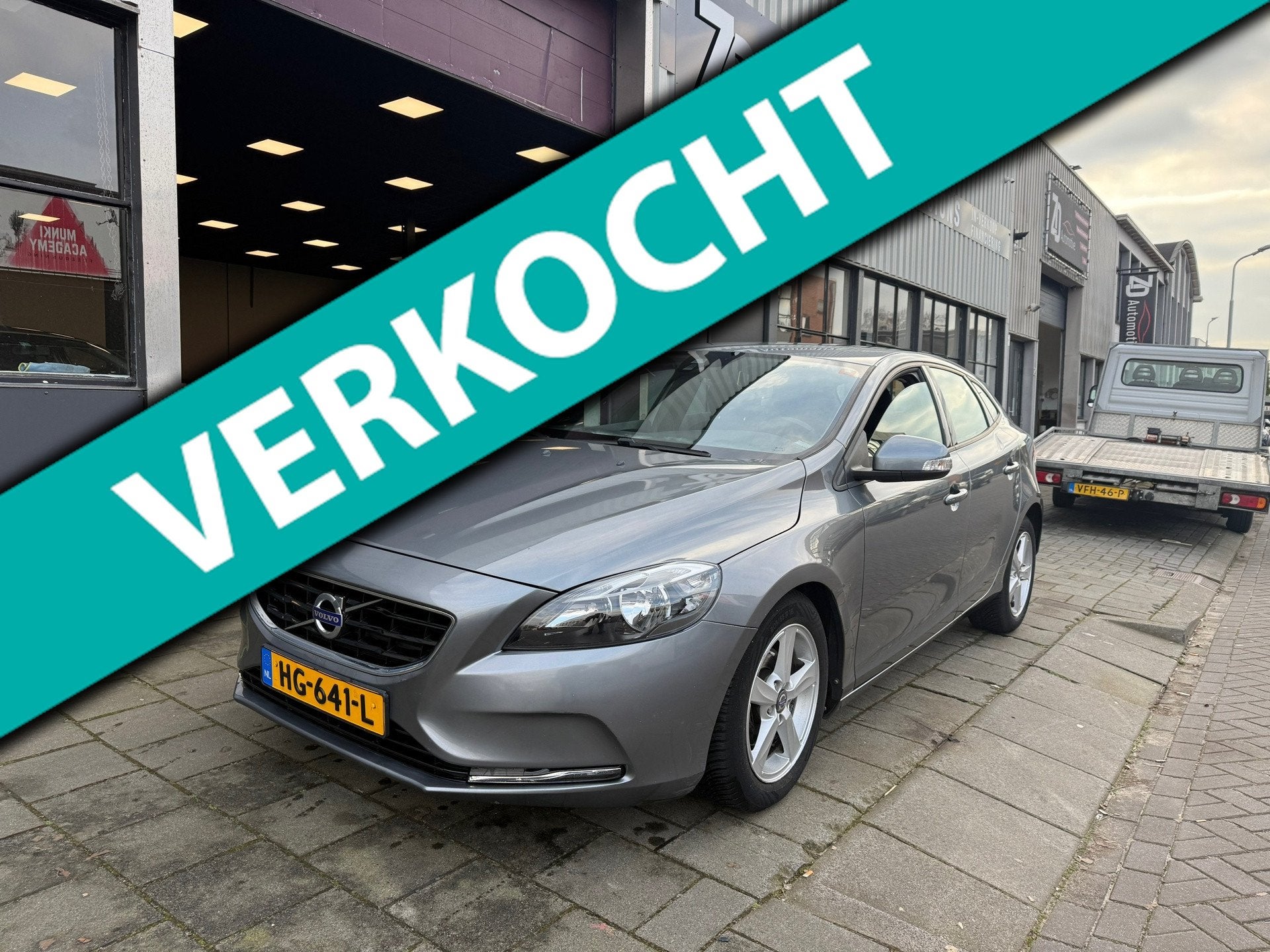 Volvo V40 1.6 D2 Momentum, Auto's, Voorwielaandrijving, Euro 5, Gebruikt, 4 cilinders