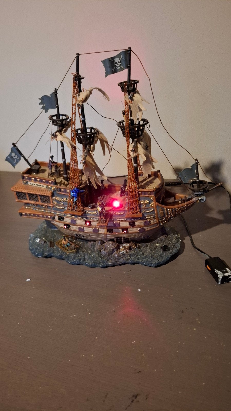 Lemax Spooky Town Haunted Galleon boot Halloween kerstdorp, Diversen, Ophalen of Verzenden