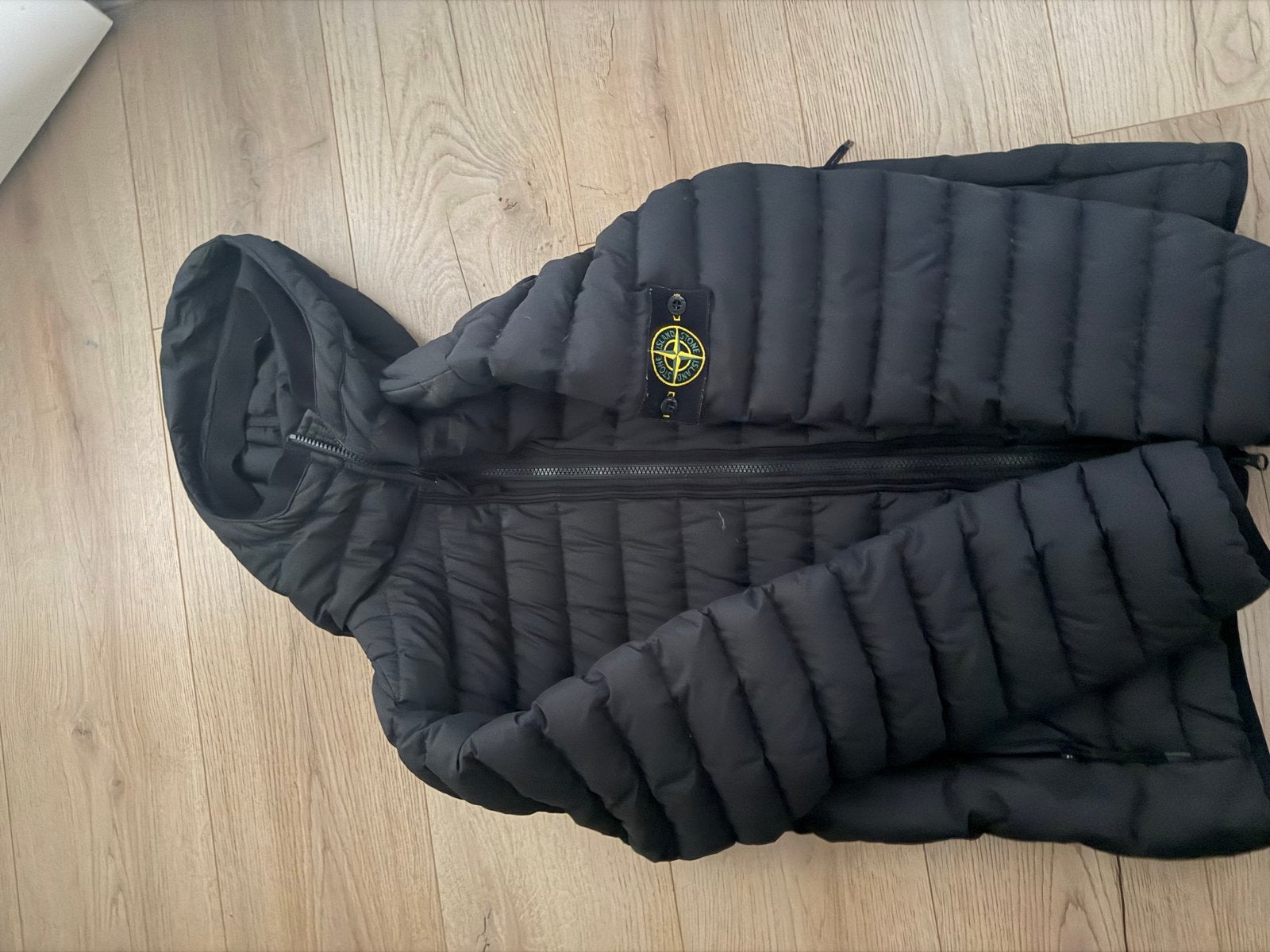 Stone Island Zwarte Puffer Jas Maat M, Kleding | Heren, Jassen | Winter, Ophalen of Verzenden, Zo goed als nieuw, Maat 48/50 (M)