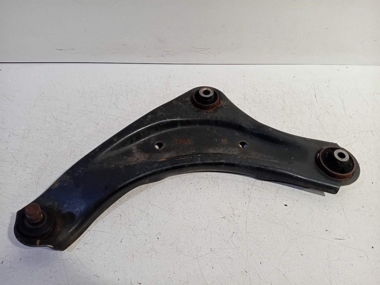 Draagarm links voor Nissan Leaf