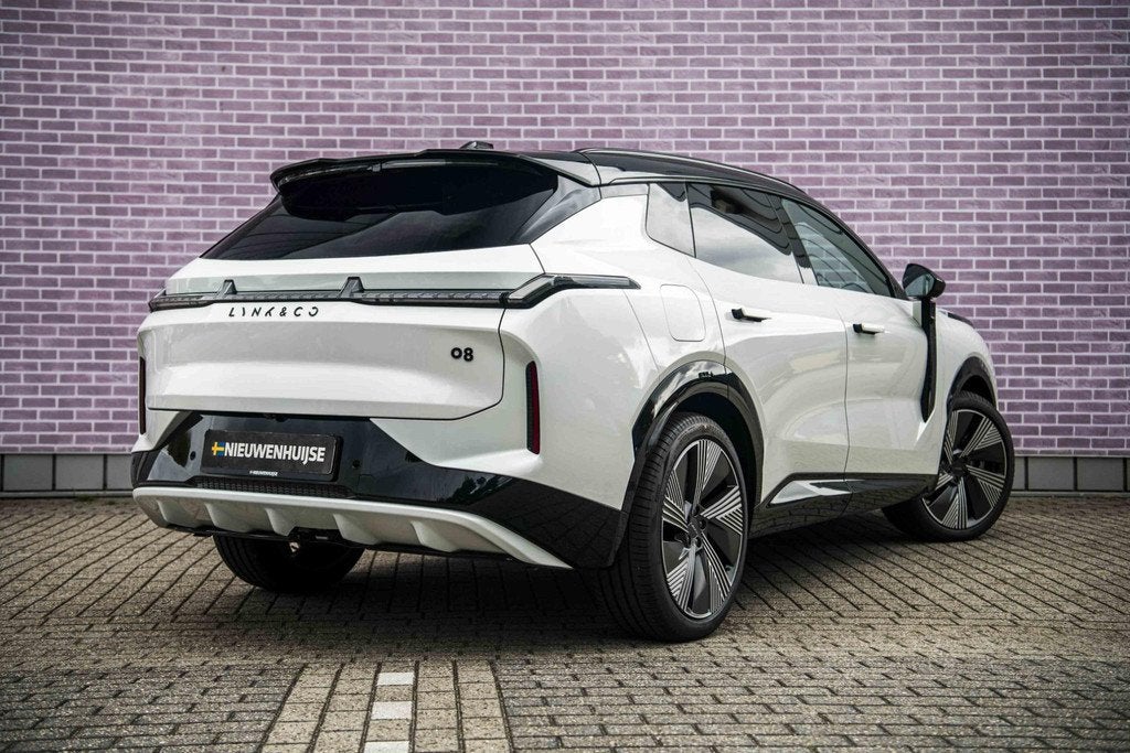 Lynk & Co 08 1.5 More | Actieradius gecombineerd 1100 km | E, Auto's, Lynk & Co, Euro 6, Wit, Plug-in hybride, Nieuw