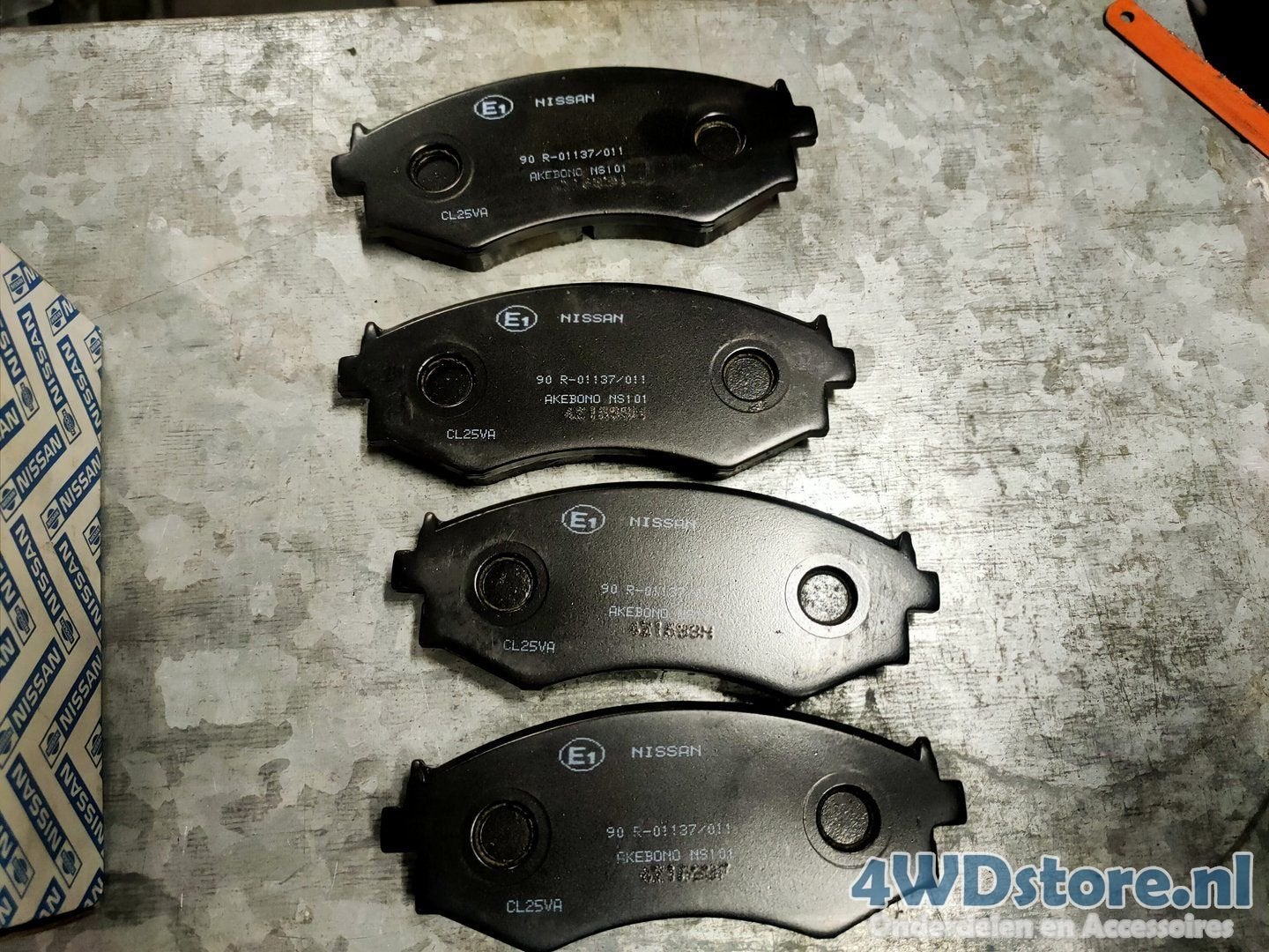 Nissan 200SX Remblokset Vooras D106M80N90, Auto-onderdelen, -, -, Nieuw, Ophalen of Verzenden