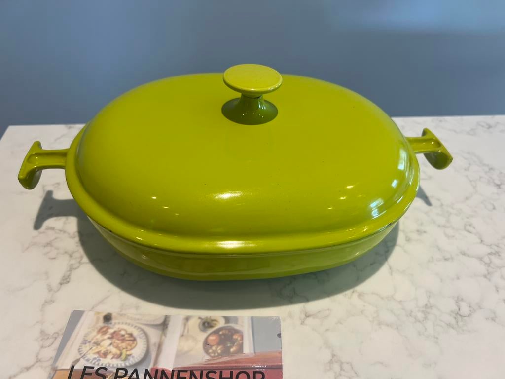Le Creuset ovenschaal met deksel, mintgroen 29 cm heel goed, Overige materialen, Overige typen, Ophalen of Verzenden, Zo goed als nieuw