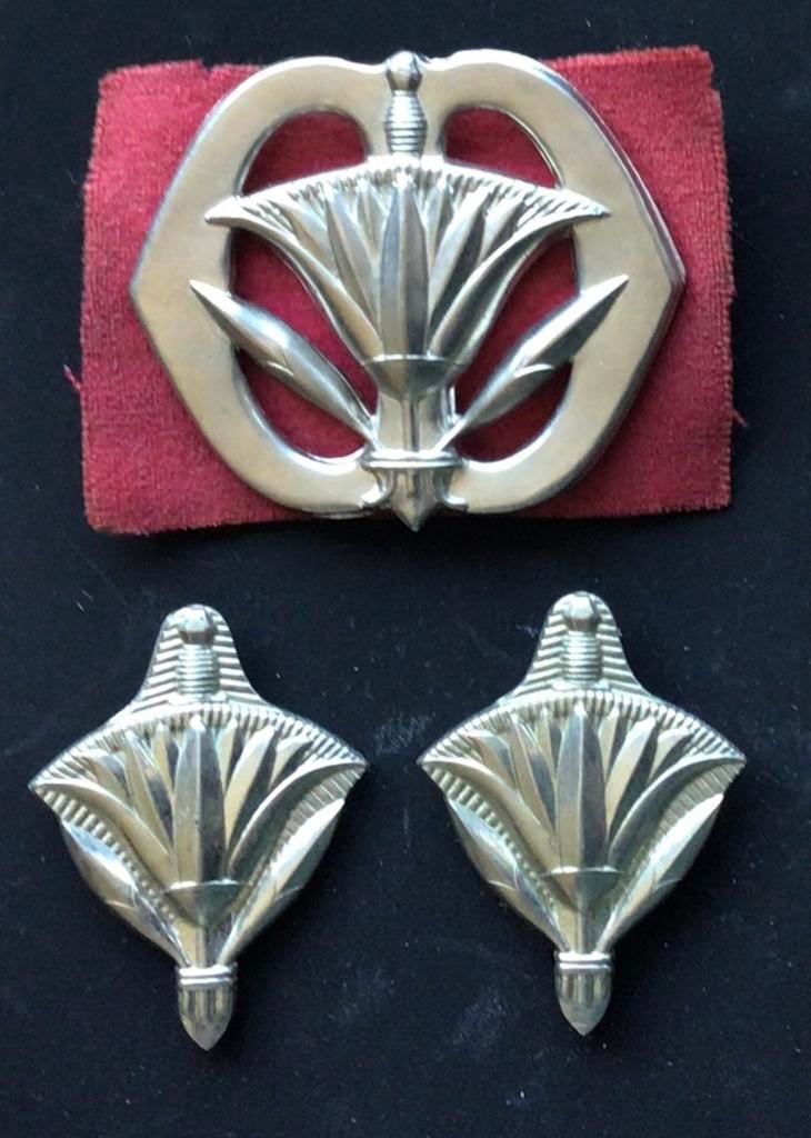 Militaire Aministratie 1946/49 A1 buiglippen, Verzamelen, Ophalen of Verzenden, Landmacht, Nederland, Embleem of Badge