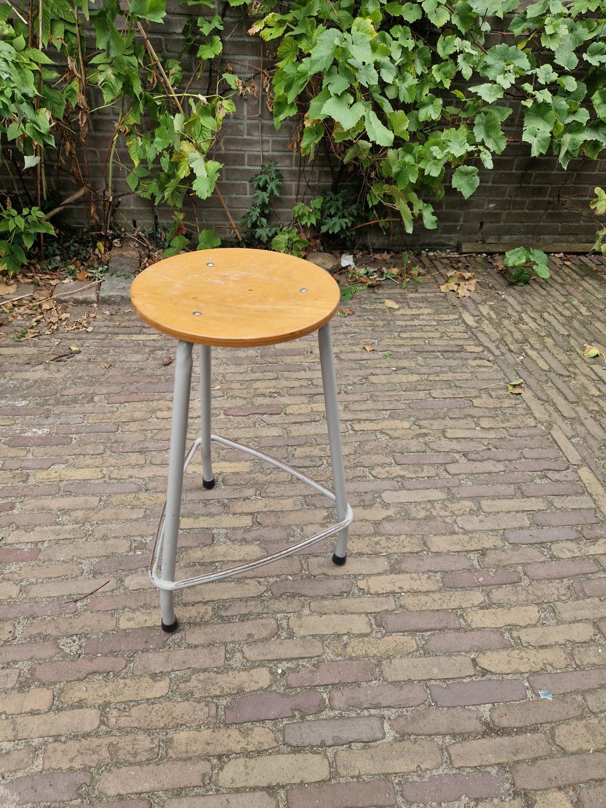 Vintage krukje - Houten zitting, metalen onderstel, Gebruikt, Overige kleuren, Onbekend, Vintage, Industrieel