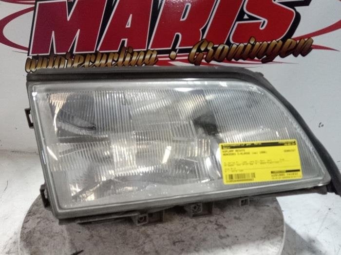 Koplamp rechts van een Mercedes C-Klasse, Gebruikt, -, Ophalen of Verzenden, -