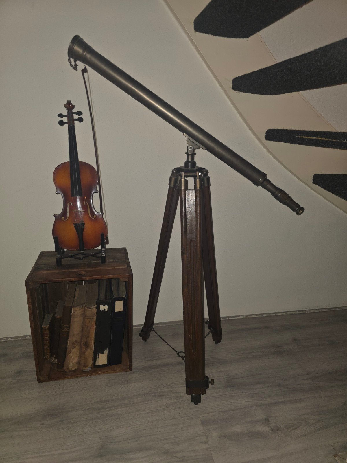 Vintage nautische telescoop op houten statief, Ophalen, Minder dan 80 mm, Lenzentelescoop (refractor)