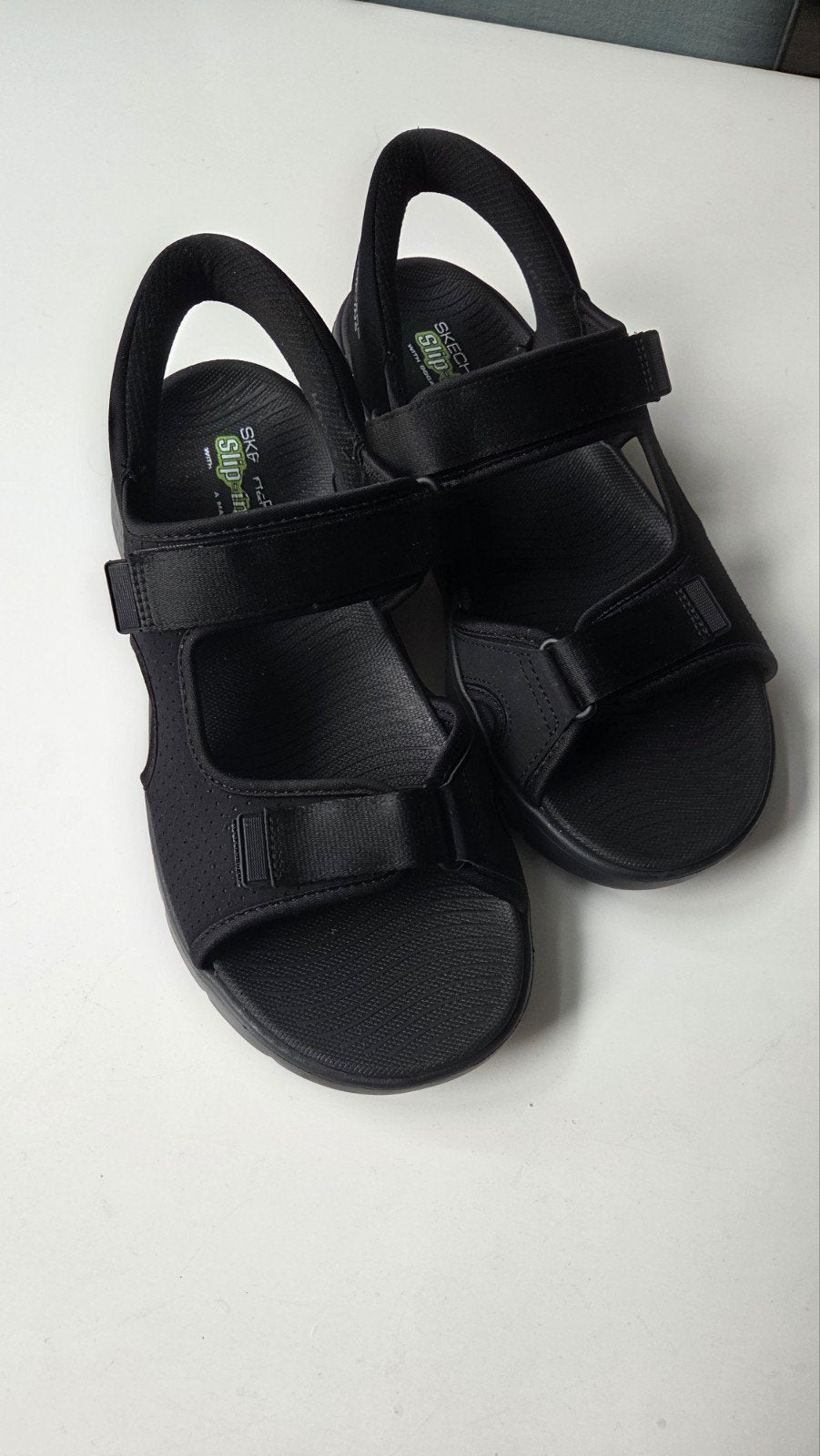 Skechers Slip-ins sandalen maat 43 - zo goed als nieuw, Kleding | Heren, Schoenen, Ophalen of Verzenden, Zo goed als nieuw, Zwart