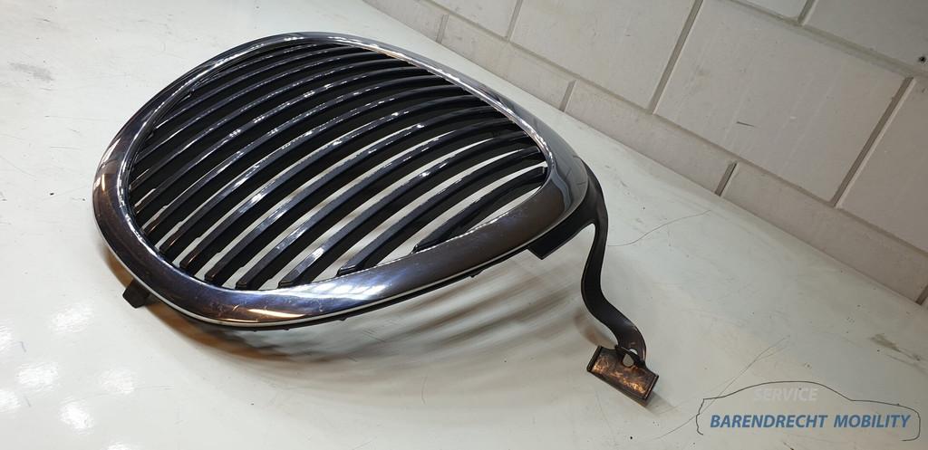 Jaguar S-Type II 2 X200 radiateur grille XR83-8A133-AA XR83-, Gebruikt, Abbey Road, Whitley 1
CV3 4LF  Coventry, Jaguar, Jaguar Land Rover Limited