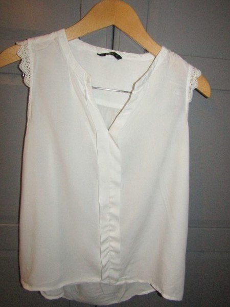 G360 ONLY mt 36 blouse wit kant mouwloos, Only, Verzenden, Wit, Zo goed als nieuw