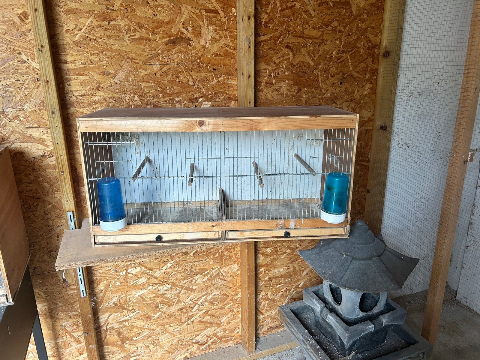 Vogelkooi/broedkooi : ter info tel nr beschrijving, Dieren en Toebehoren, Ophalen, Zo goed als nieuw, Hout, Broedkooi of Kweekkooi