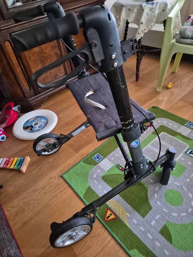 Rollator, Ophalen of Verzenden, Nieuw, Spatbord