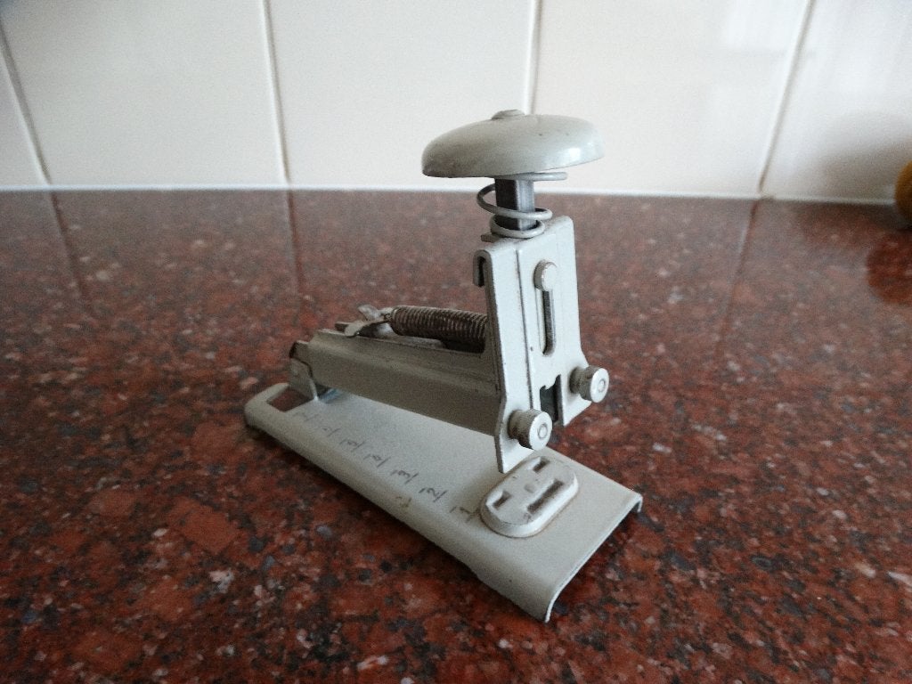 nietmachine jaren 50 , werkt nog goed  made in germany, Ophalen of Verzenden