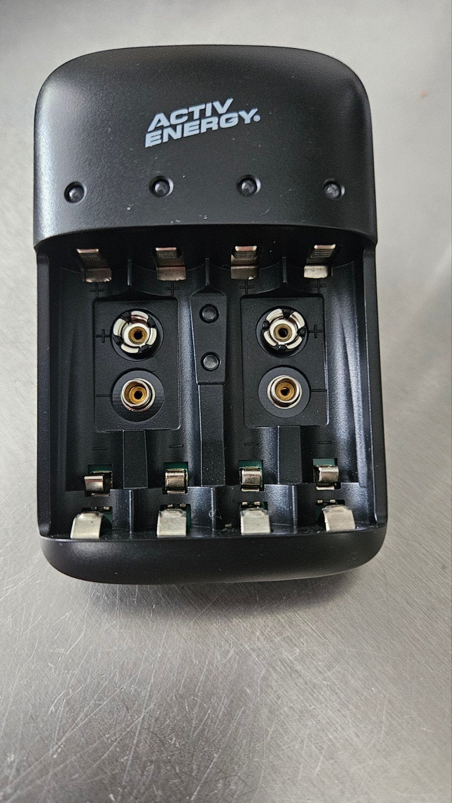 Activ Energy Batterijlader voor AA/AAA/9V batterijen, Ophalen of Verzenden, Nieuw, Oplaadbaar